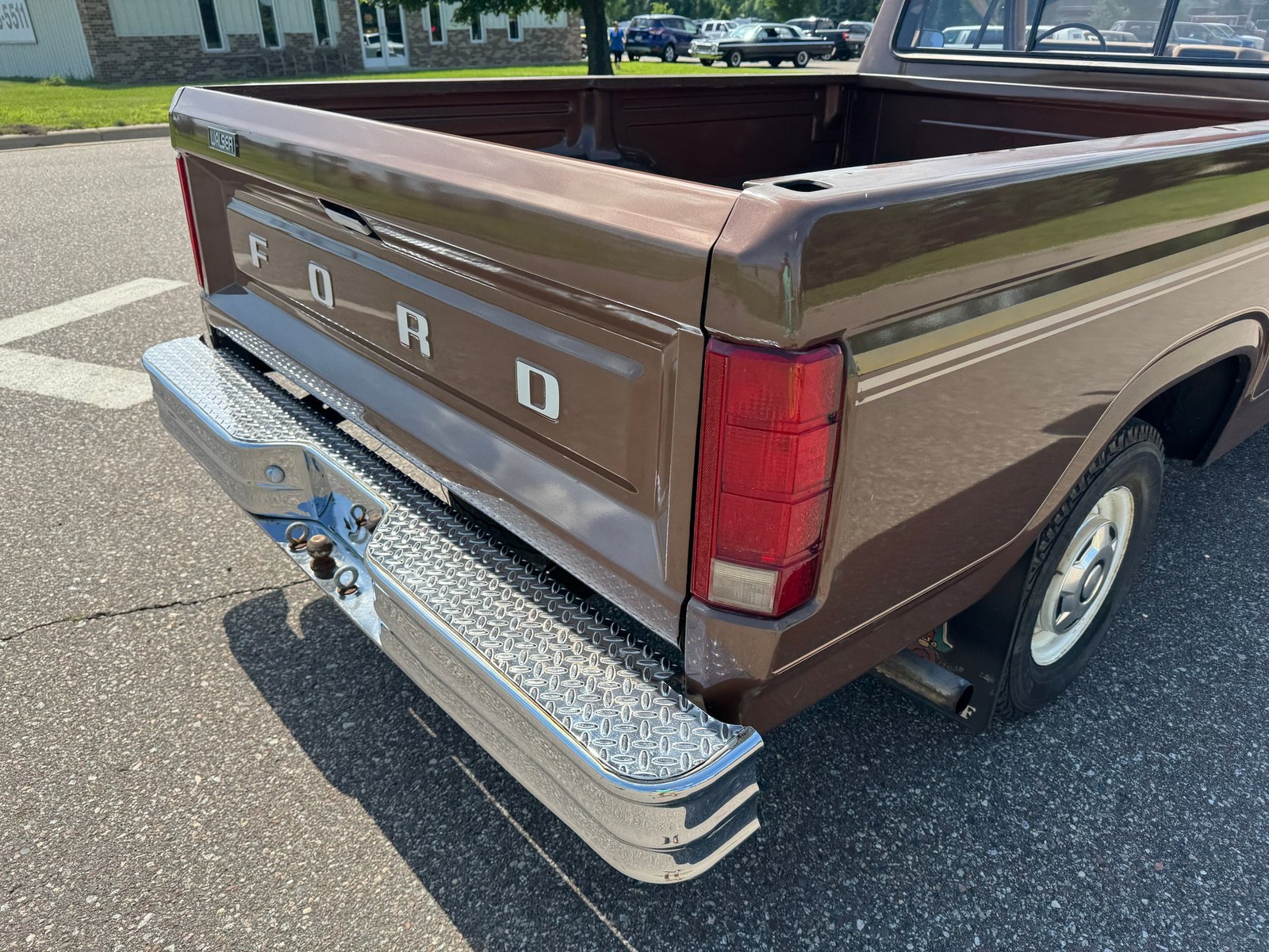Ford-Other-Pickups-1984-Pickup-Truck-26