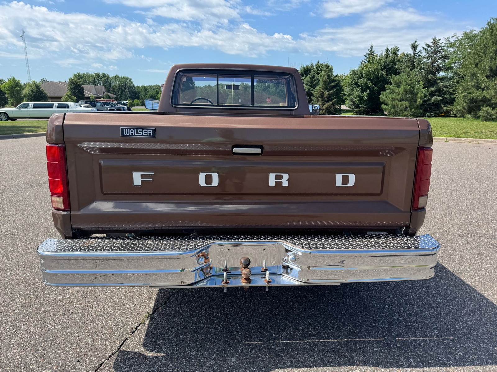 Ford-Other-Pickups-1984-Pickup-Truck-3