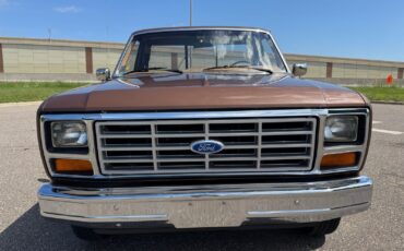 Ford-Other-Pickups-1984-Pickup-Truck-7