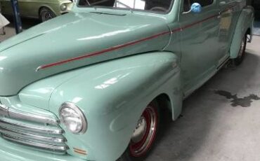Ford-Panel-truck-1947-Green-4