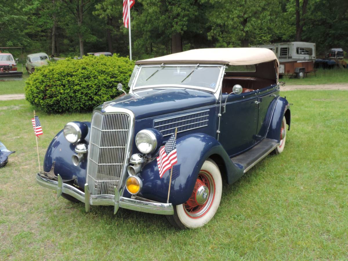 Ford-Phaeton-1935-2