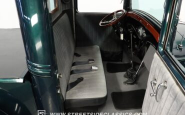 Ford-Pickup-1932-Dark-Green-Metallic-Gray-11