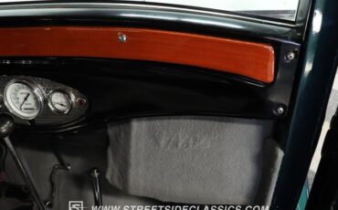 Ford-Pickup-1932-Dark-Green-Metallic-Gray-14
