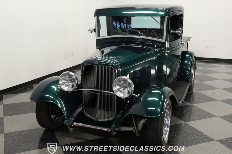 Ford-Pickup-1932-Dark-Green-Metallic-Gray-18