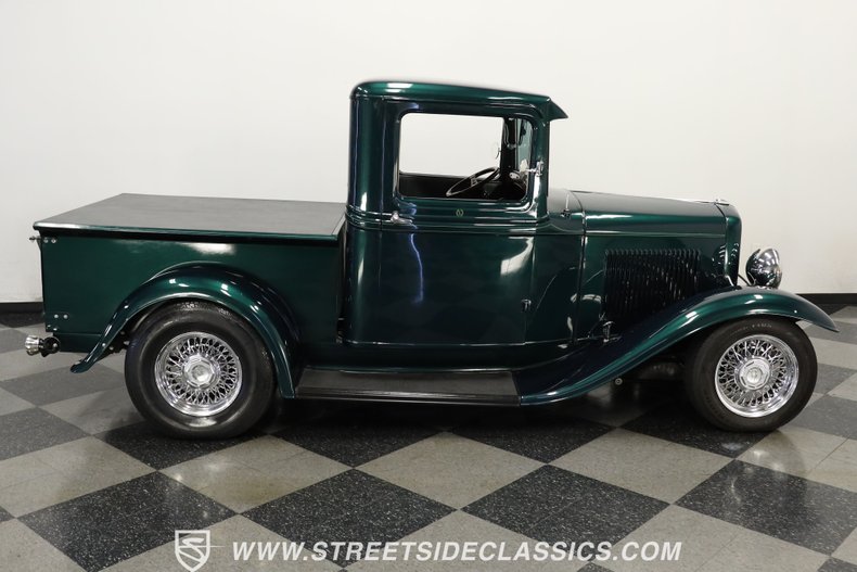 Ford-Pickup-1932-Dark-Green-Metallic-Gray-29