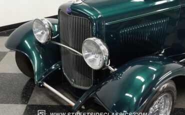 Ford-Pickup-1932-Dark-Green-Metallic-Gray-34
