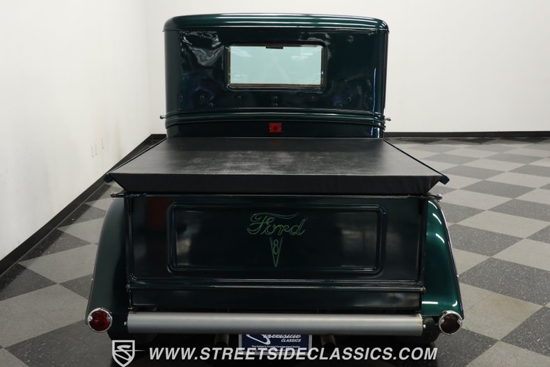Ford-Pickup-1932-Dark-Green-Metallic-Gray-4