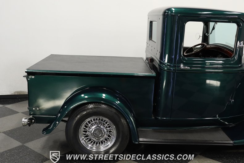 Ford-Pickup-1932-Dark-Green-Metallic-Gray-43