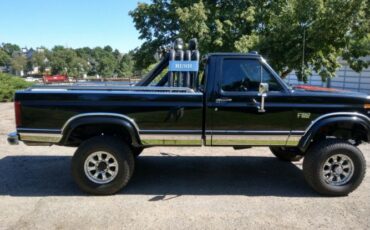 Ford-Pickup-1984-7