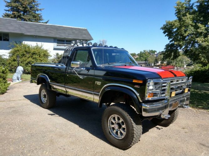 Ford-Pickup-1984-8