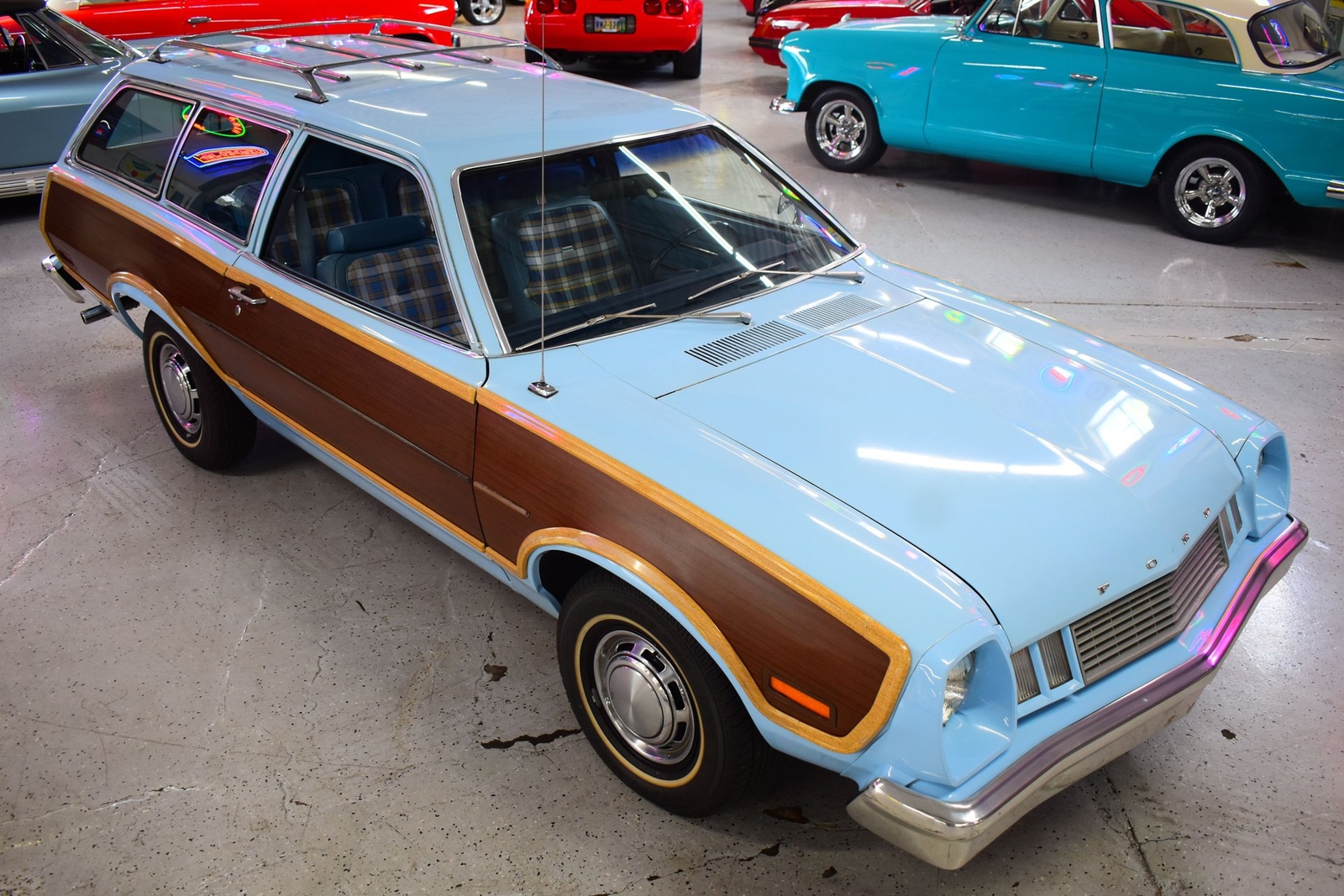 Ford-Pinto-1977-Wagon-1
