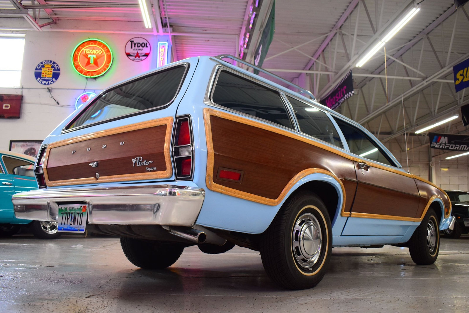 Ford-Pinto-1977-Wagon-12