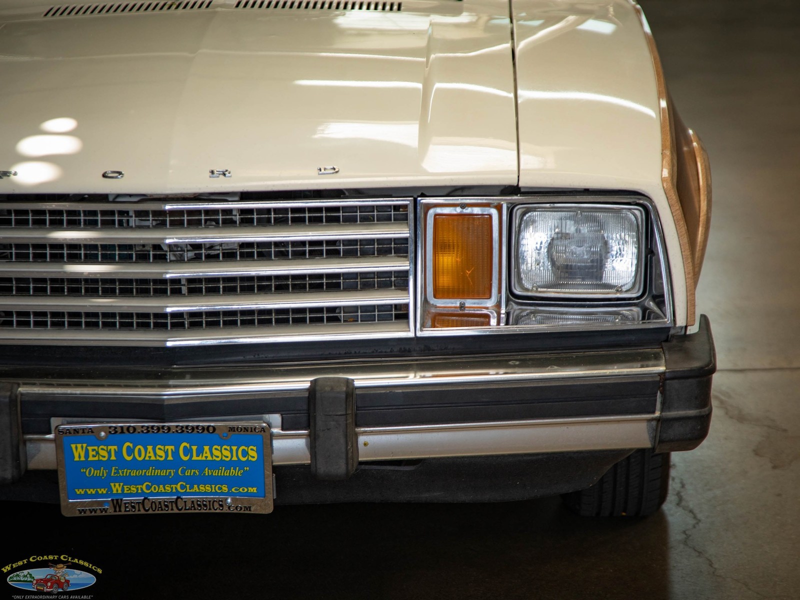 Ford-Pinto-Squire-2-Door-1980-2-Door-Station-Wagon-15