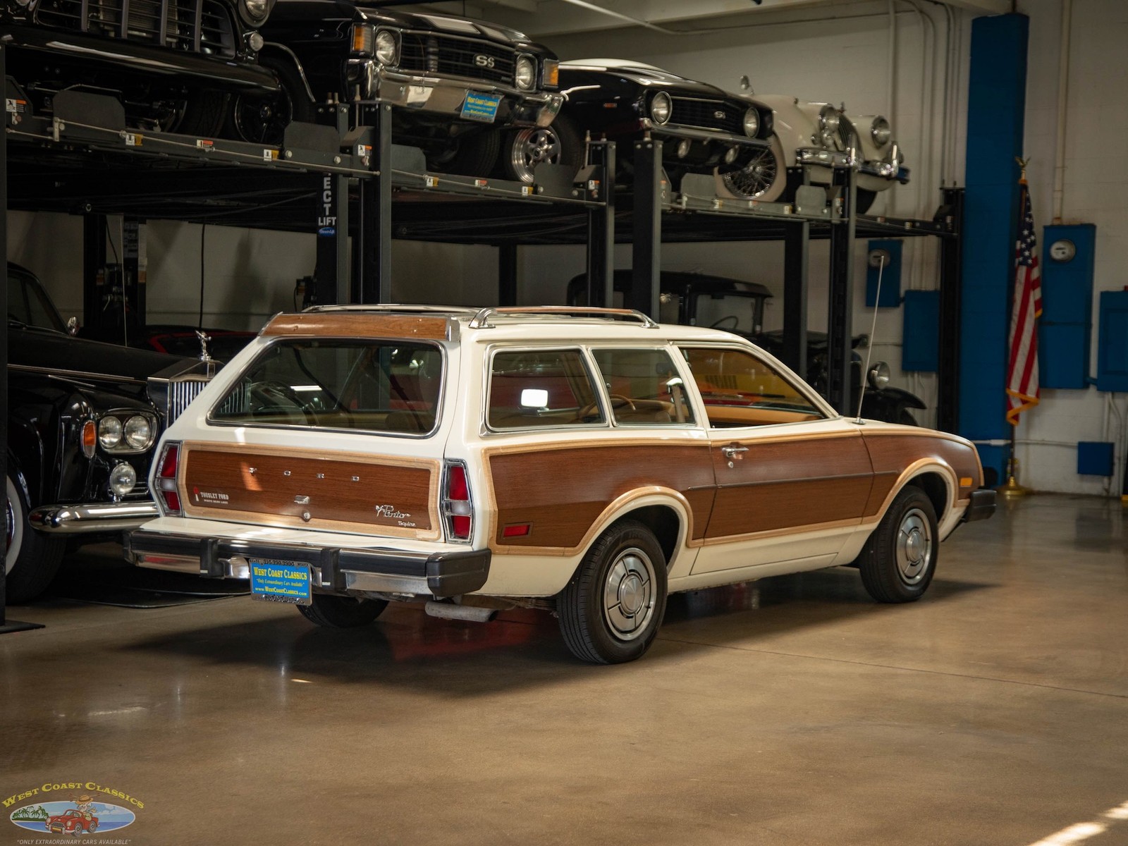Ford-Pinto-Squire-2-Door-1980-2-Door-Station-Wagon-23