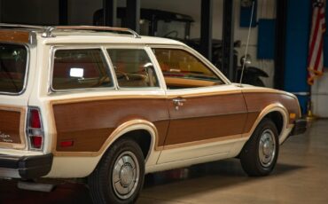 Ford-Pinto-Squire-2-Door-1980-2-Door-Station-Wagon-25