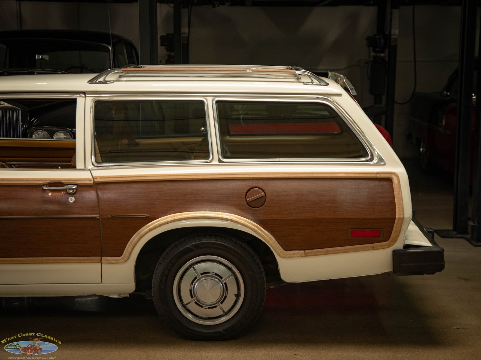Ford-Pinto-Squire-2-Door-1980-2-Door-Station-Wagon-6