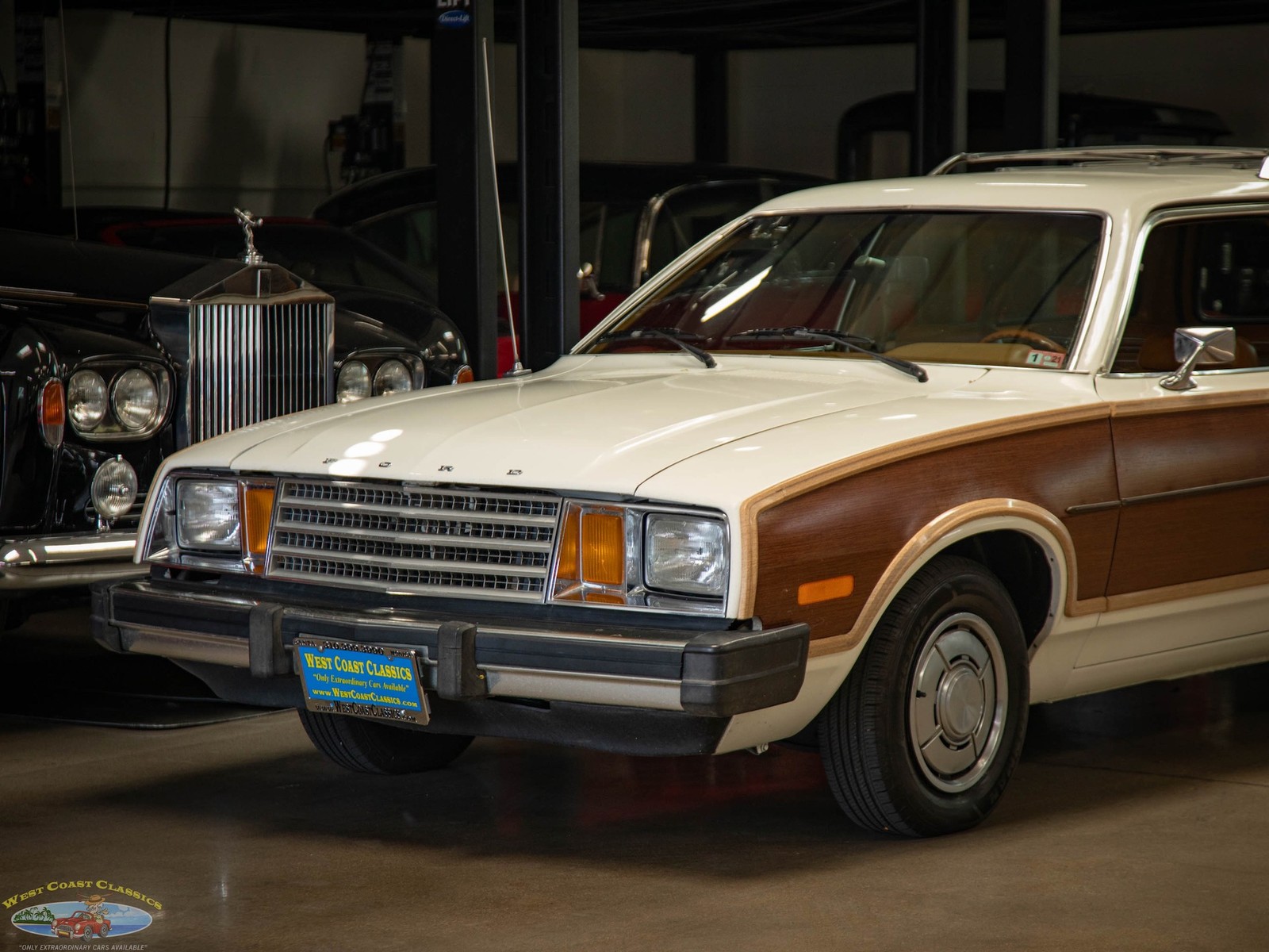 Ford-Pinto-Squire-2-Door-1980-2-Door-Station-Wagon-7