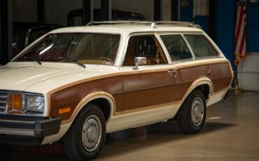 Ford-Pinto-Squire-2-Door-1980-2-Door-Station-Wagon-8