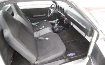 Ford-Ranchero-1969-White-Black-21