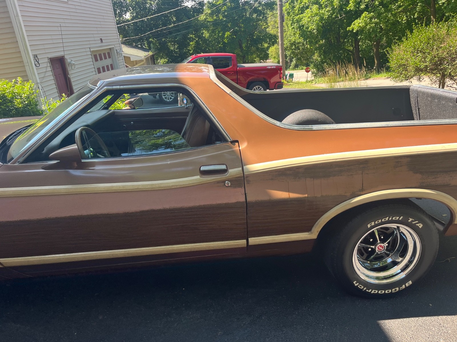 Ford-Ranchero-1972-Standard-Cab-Pickup-8