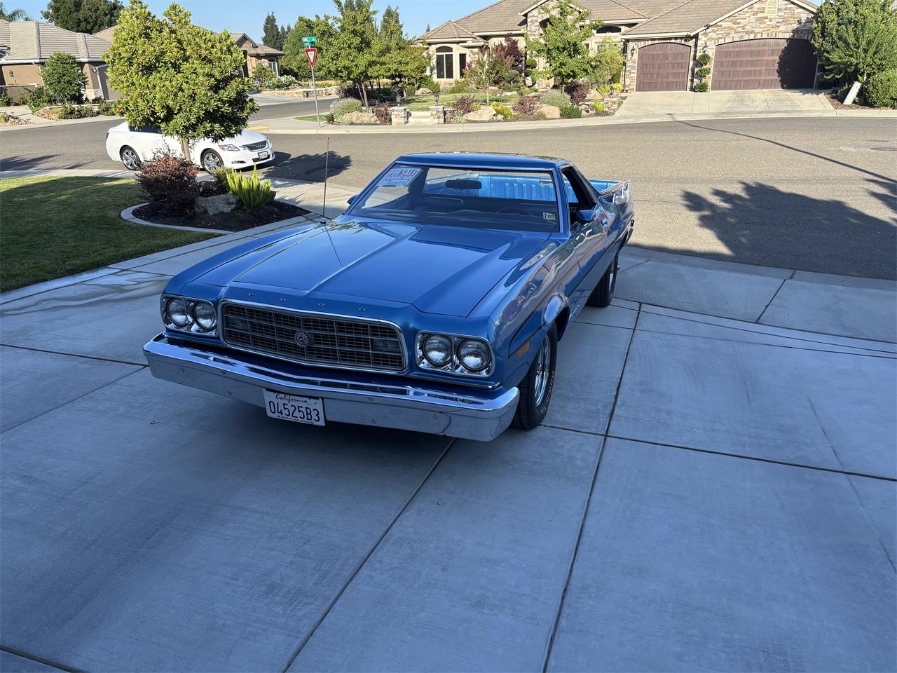 Ford-Ranchero-1973-Blue-Black-8