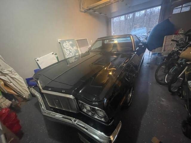 Ford-Ranchero-1976-Black-12