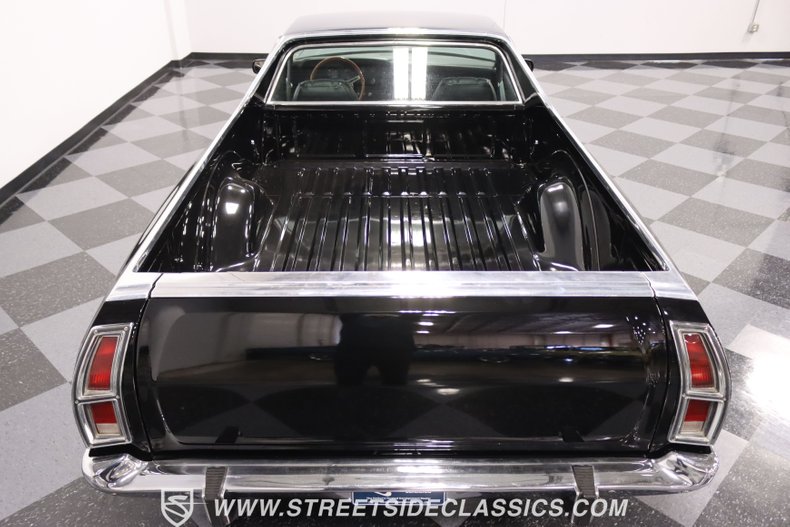 Ford-Ranchero-1976-Black-Black-29