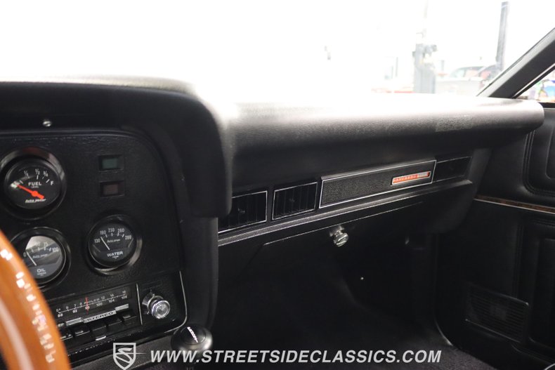 Ford-Ranchero-1976-Black-Black-47