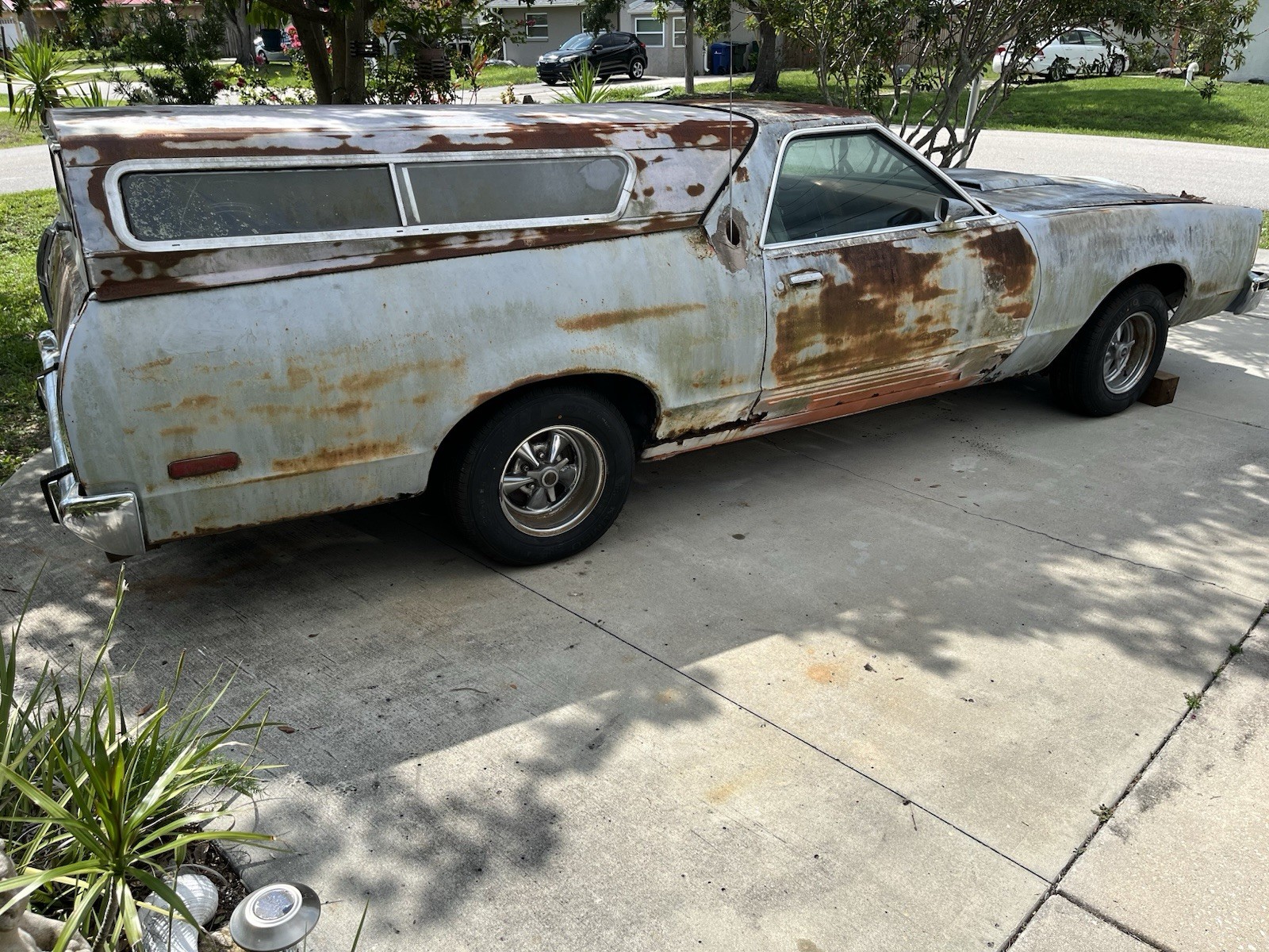 Ford-Ranchero-1977-1