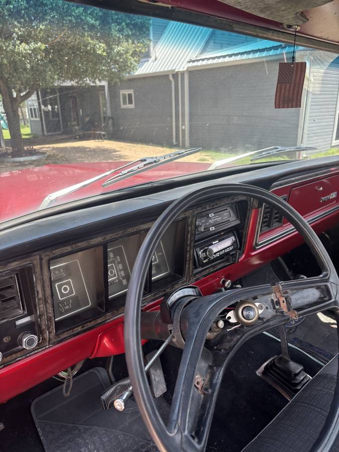 Ford-Ranger-1974-red-4