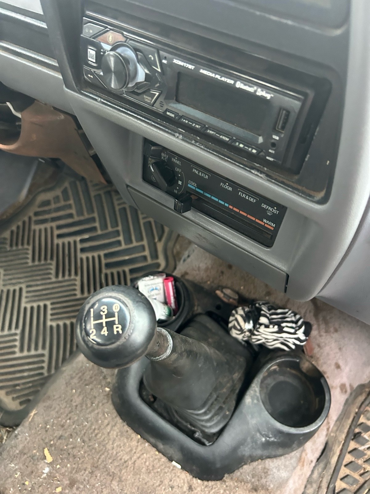 Ford-Ranger-1993-11