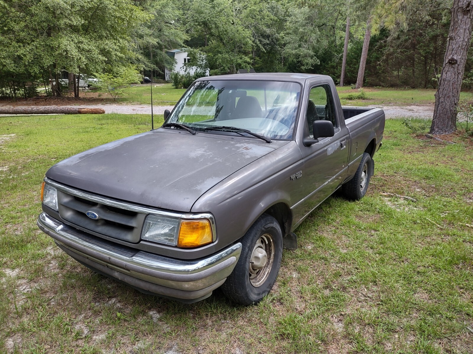 Ford-Ranger-1995-Standard-Cab-Pickup-1
