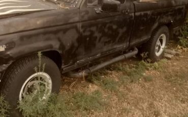 Ford-Ranger-4x4-1985-black
