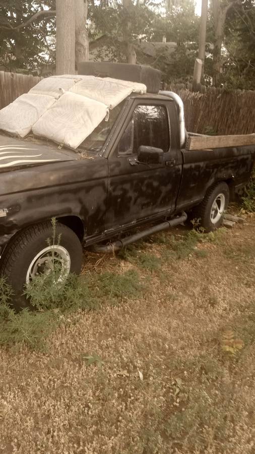 Ford-Ranger-4x4-1985-black