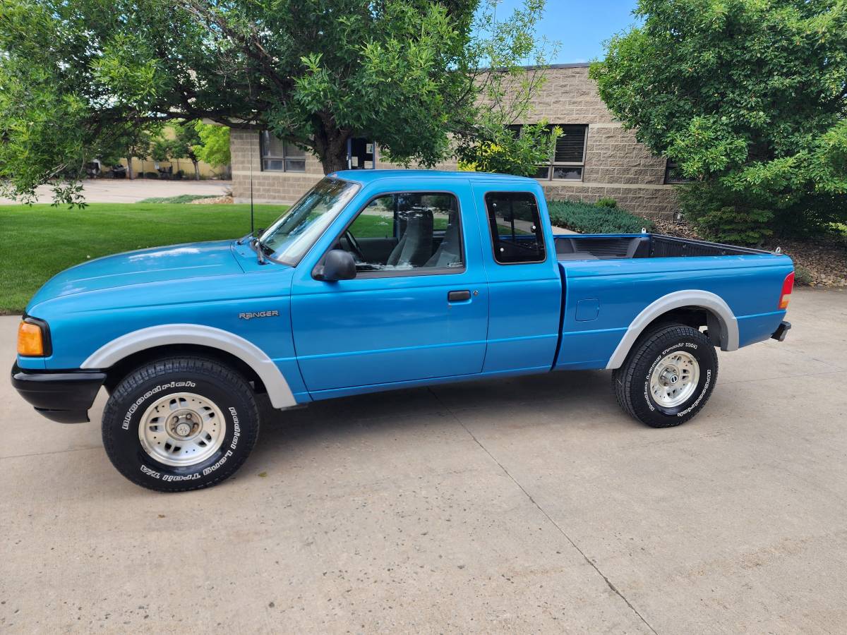Ford-Ranger-xlt-1993-blue-4