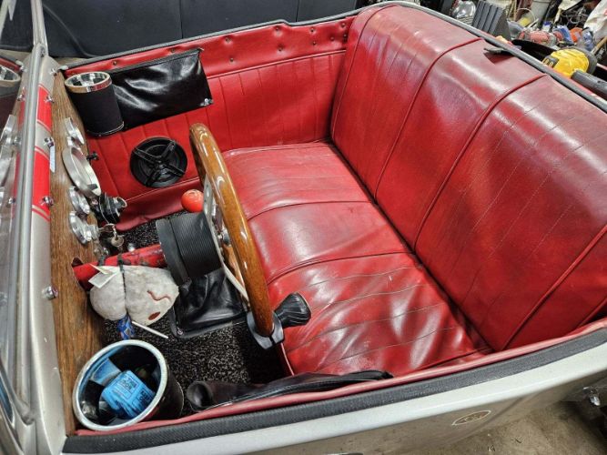 Ford-Roadster-1927-7