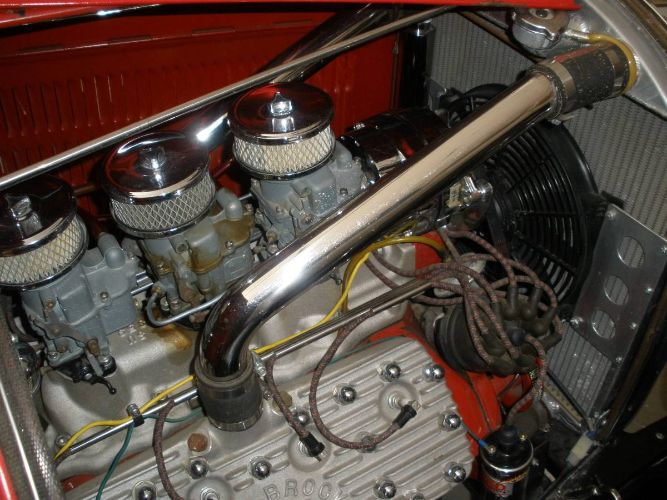 Ford-Roadster-1929-Red-Black-2