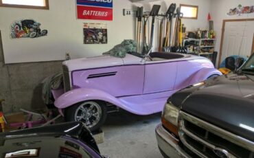 Ford-Roadster-1931-Purple-Cream