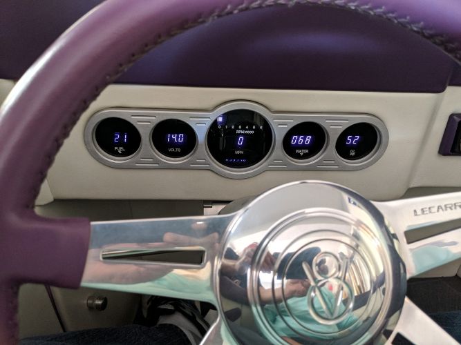 Ford-Roadster-1931-Purple-Cream-5