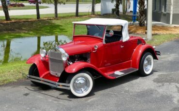 Ford-Roadster-1931-Red-White-and-Black-11