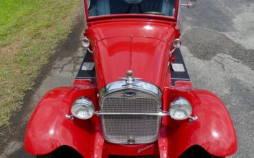 Ford-Roadster-1931-Red-White-and-Black-18