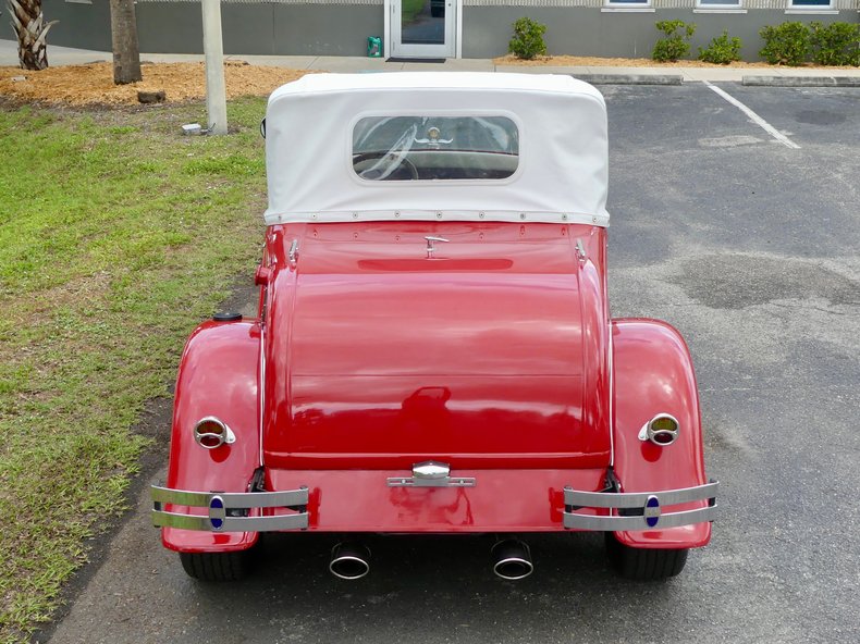 Ford-Roadster-1931-Red-White-and-Black-29