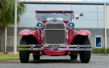 Ford-Roadster-1931-Red-White-and-Black-37
