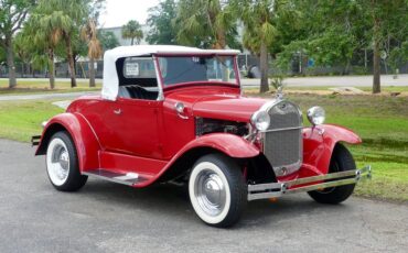 Ford-Roadster-1931-Red-White-and-Black-4