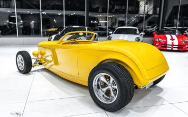 Ford-Roadster-1932-1