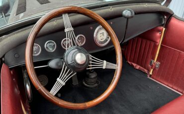 Ford-Roadster-1932-10