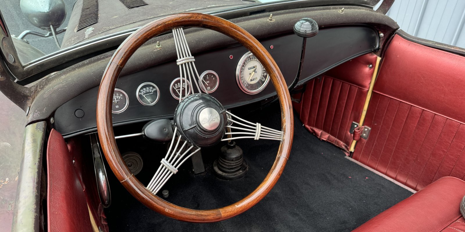 Ford-Roadster-1932-10