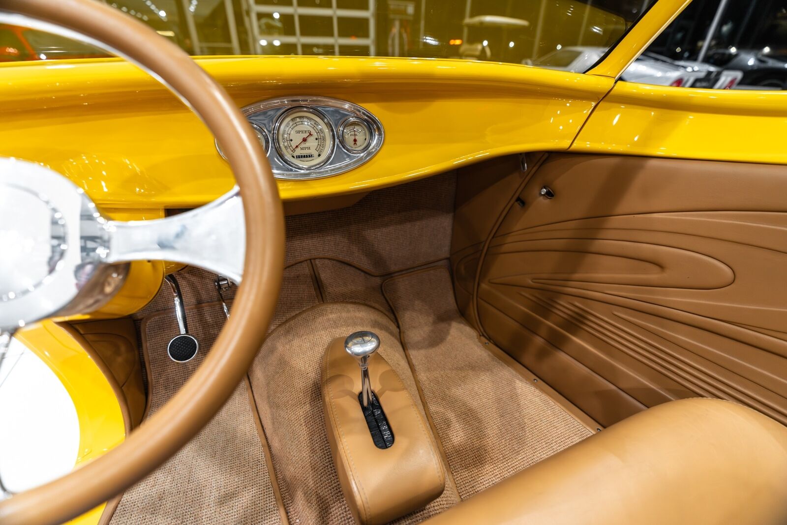 Ford-Roadster-1932-10