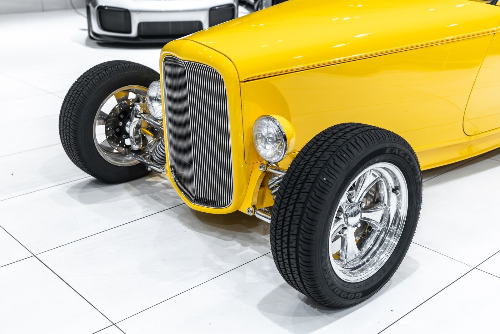 Ford-Roadster-1932-25