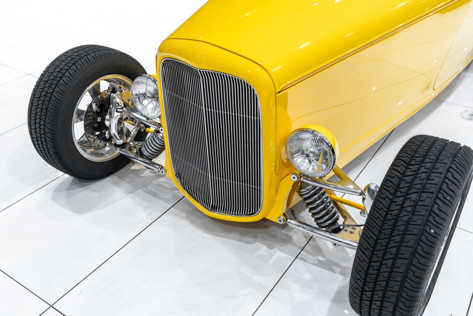 Ford-Roadster-1932-26